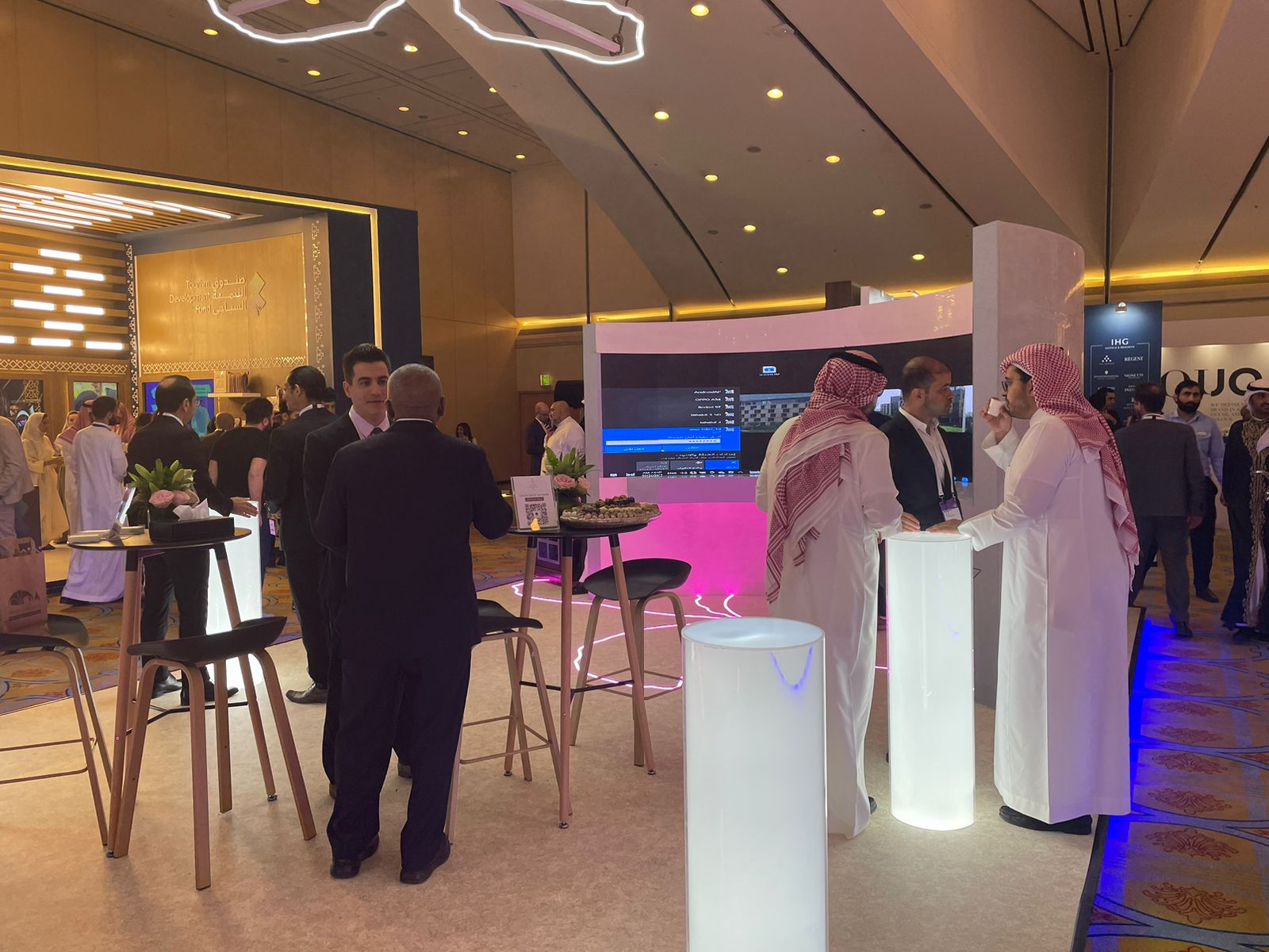 Exhibition Stand Contractor Work in Dubai-UAE